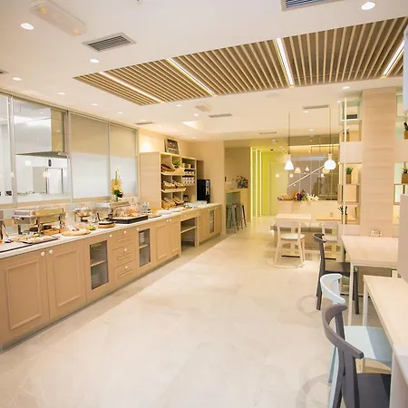 Hotel Garni D10 4*